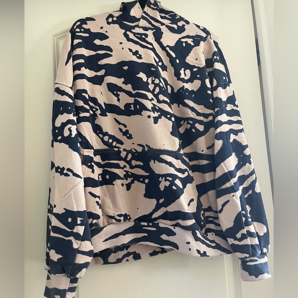 Adika hoodie